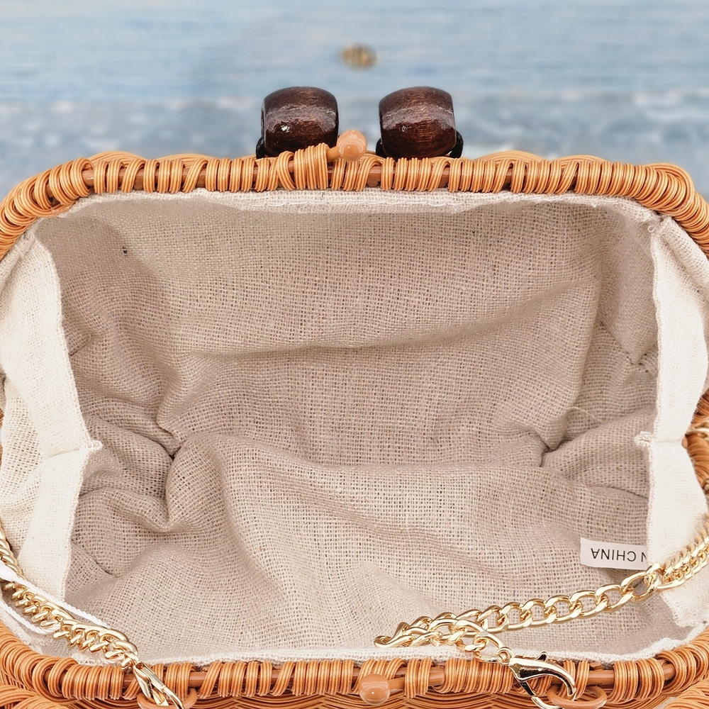 VIRAL Tommy Bahama Crab Clutch Bag Natural Woven Kiss Lock Gold Chain Vacation - Picture 2 of 4